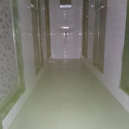 Guest house New Amaan Palace Mumbai