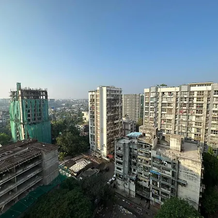 Apartment 1br Service In Bkc By Florastays