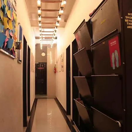 Woh Hostel Mumbai