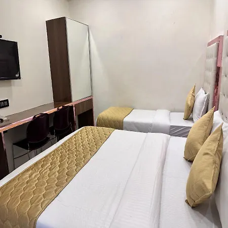 Orchid Inn,mumbai Hotel 4*
