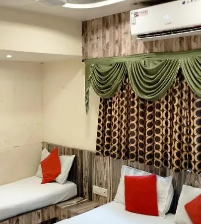 Golden Inn, Hotel