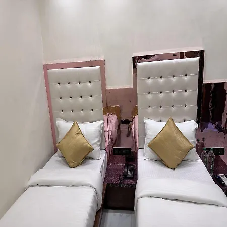 Orchid Inn,mumbai Hotel 4*
