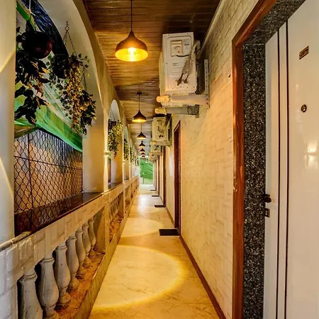 Collection O Palm Springs Mumbai