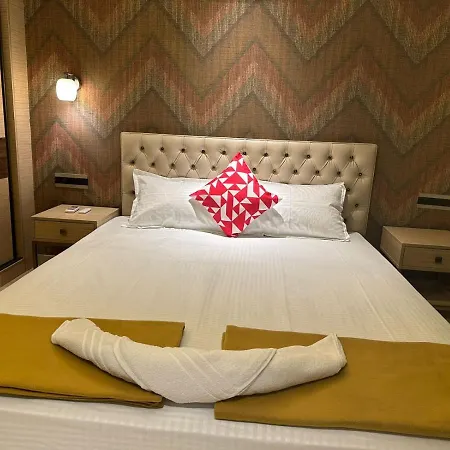 1br Service In Bkc By Florastays Apartment
