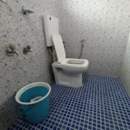 White , 3*