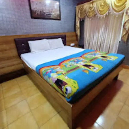 Hotel White , 3*