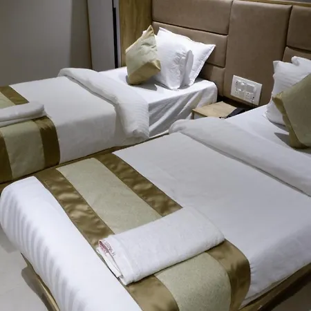 Amber Paramount 3* Mumbai