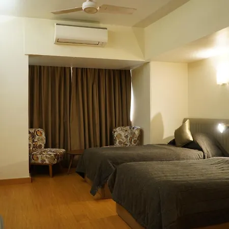 Hotel Diplomat, Colaba 3*
