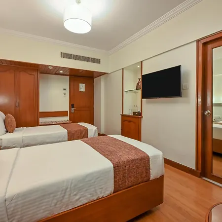 Hotel Fariyas , Colaba