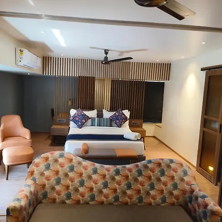Hotel Le Grande - International Airport Mumbai