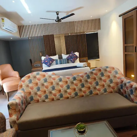 Le Grande - International Airport Hotel 3*