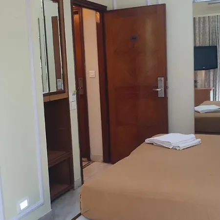 Royal Park Dockyard Hotel 3*
