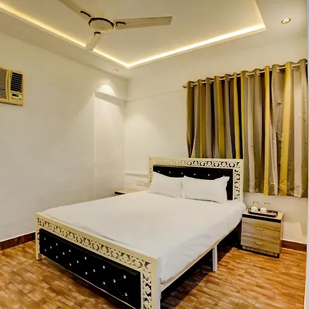 Hotel O Paying Guest 4*