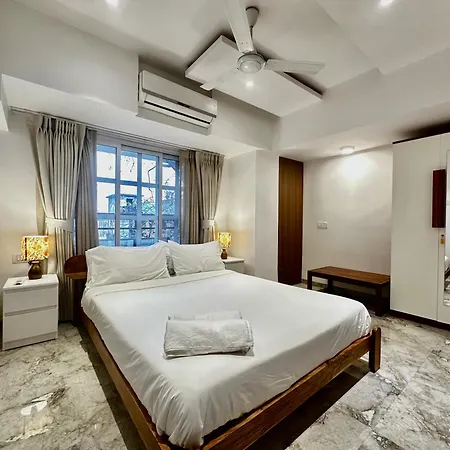 Apartment Luxury 2 Bhk Tropical With Workspace In Khar West