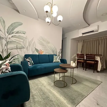 Luxury 2 Bhk Tropical With Workspace In Khar West