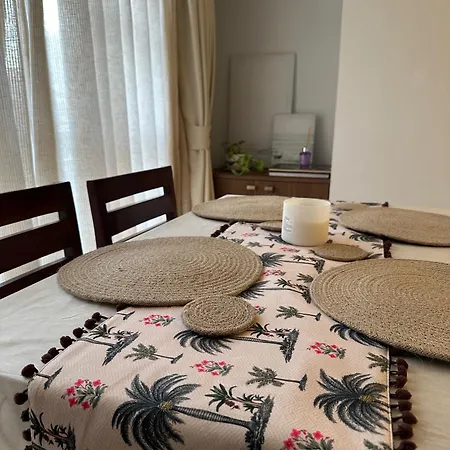 Apartment Luxury 2 Bhk Tropical With Workspace In Khar West Mumbai