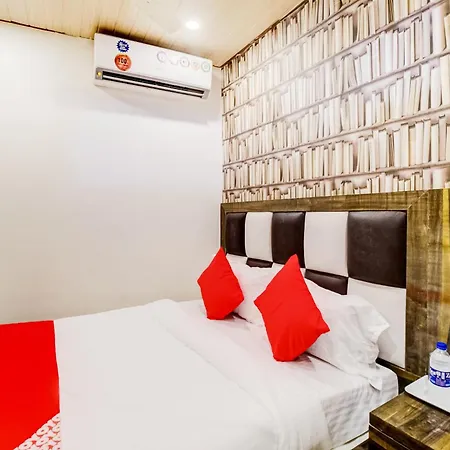 Hotel Oyo Flagship Qubic