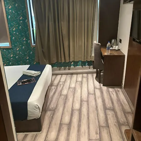 Royal The Pacific Hotel Mumbai
