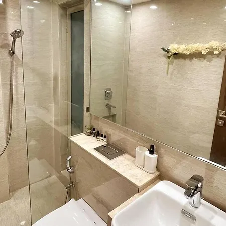 Apartment Prime 1 Bhk In Hiranandani Powai Mumbai