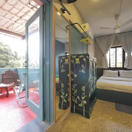 Apartment Queenie - Bandra West