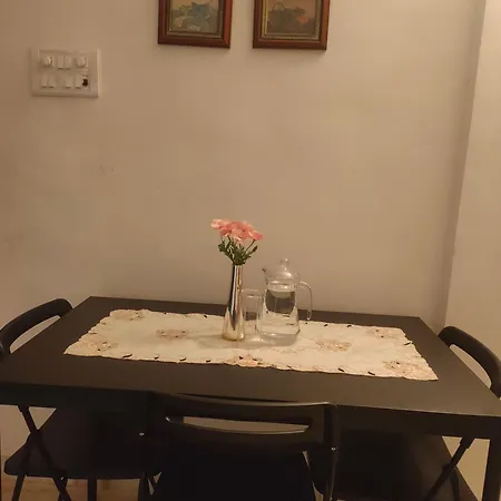 Anurag - Juhu Apartment