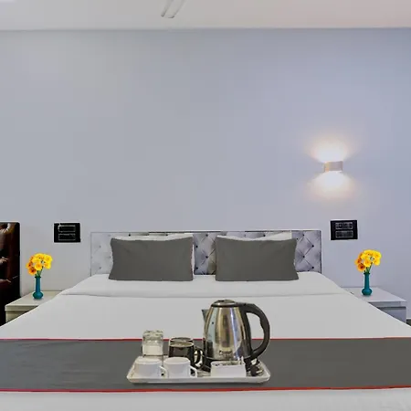Oyo Salt House Hotel Mumbai