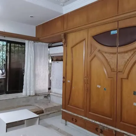 Luxury 3 Bedroom Apartment