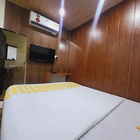 Airport Residency Bed & Breakfast *