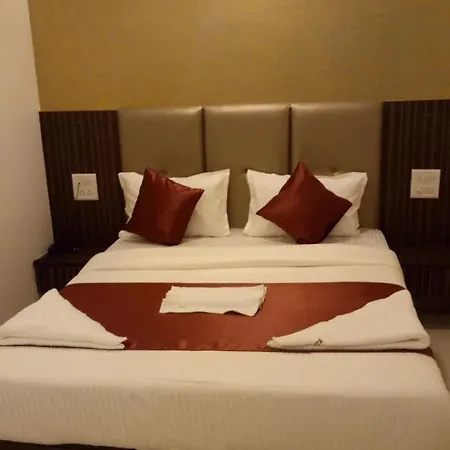 Flagship 83490 Hotel Bently Palace Hotel Mumbai