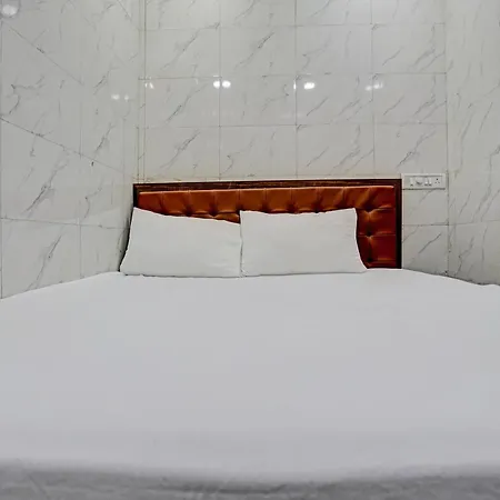 Oyo Sai Mann Lodging & Boarding 3* Mumbai