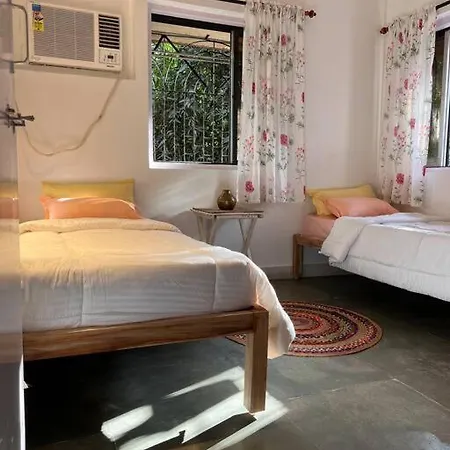 Apartment Home Stay Mumbai
