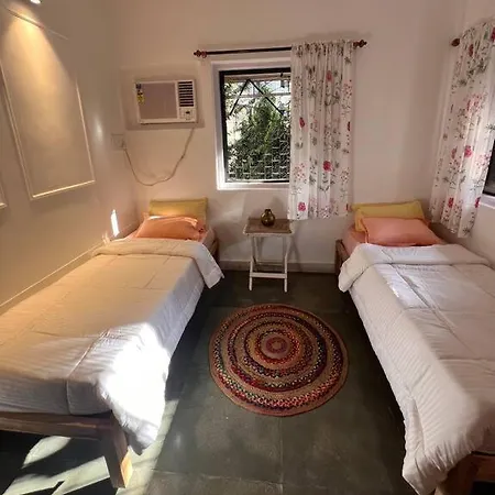 Home Stay * Mumbai