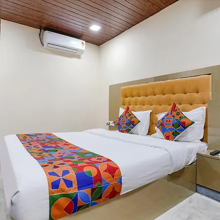 Fabexpress Earth Paradise Hotel Mumbai