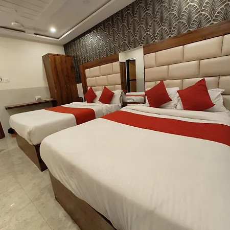 Bed & Breakfast Dream Palace Residency - Near To Us Embassy Bkc