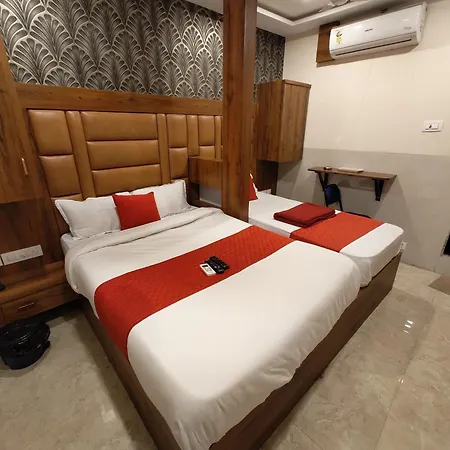Bed & Breakfast Dream Palace Residency - Near To Us Embassy Bkc