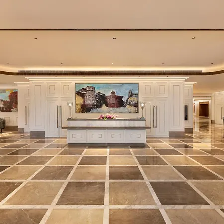Hotel Aurika, International Airport - Luxury By Lemon Tree