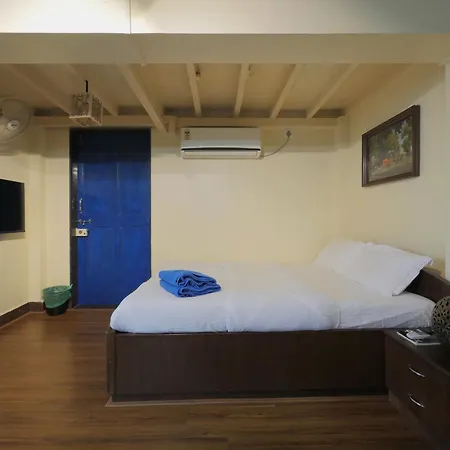 Ranger Apartment *