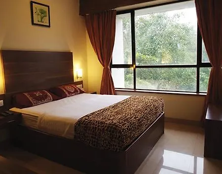 The Caliph Hotel, Near Powai 3*