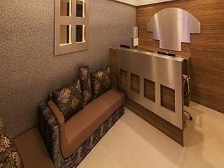 Hotel Anantha Exectuive