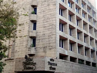 Midtown Pritam Hotel