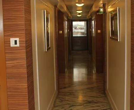 Regency 3* Mumbai