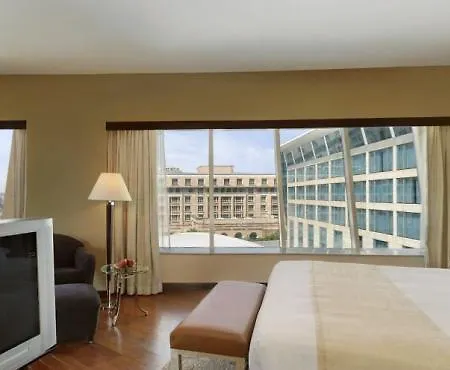 Hyatt Regency International Airport Hotel