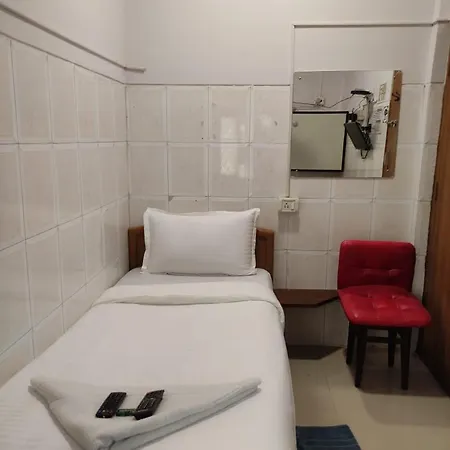 Hotel Amber 3*