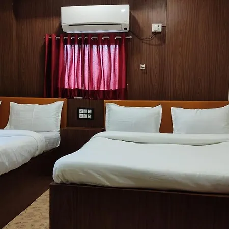 Amber 3* Mumbai
