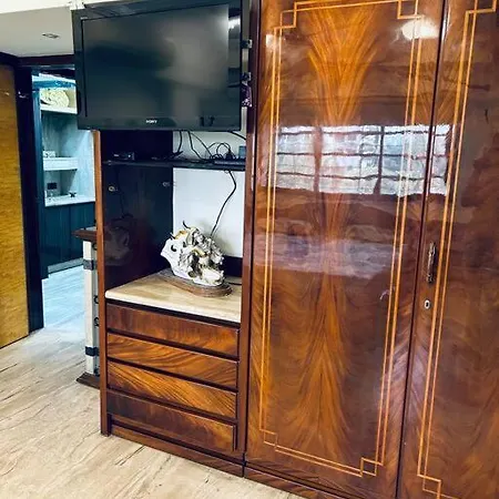 Gold Palace 3 Bedroom Hall Apartment Mumbai