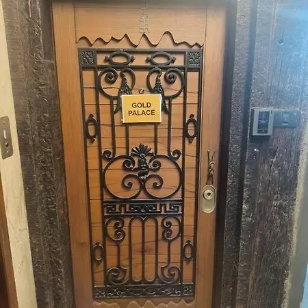 Gold Palace 3 Bedroom Hall Apartment