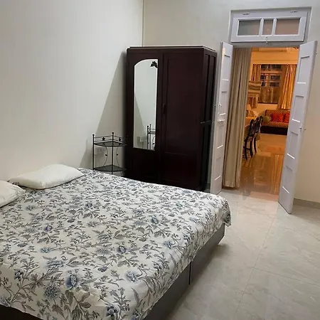 Ground Floor 20 Chimbai Road Bandra West - Apartment Mumbai