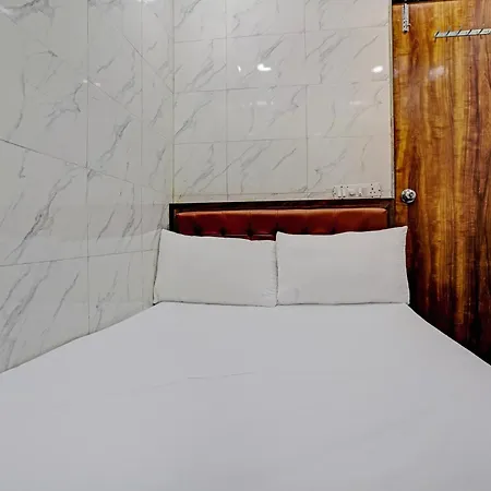 Oyo Sai Mann Lodging & Boarding