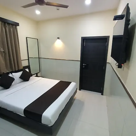 Triton Sion - Near Us Embassy - Near Bkc Mumbai