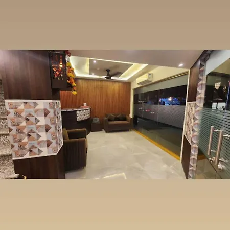 Vaithi Residency - Andheri West